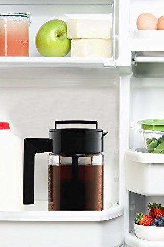 Takeya Patented Deluxe Cold Brew Iced Coffee Maker with Airtight Lid & Silicone Handle - 1 Quart